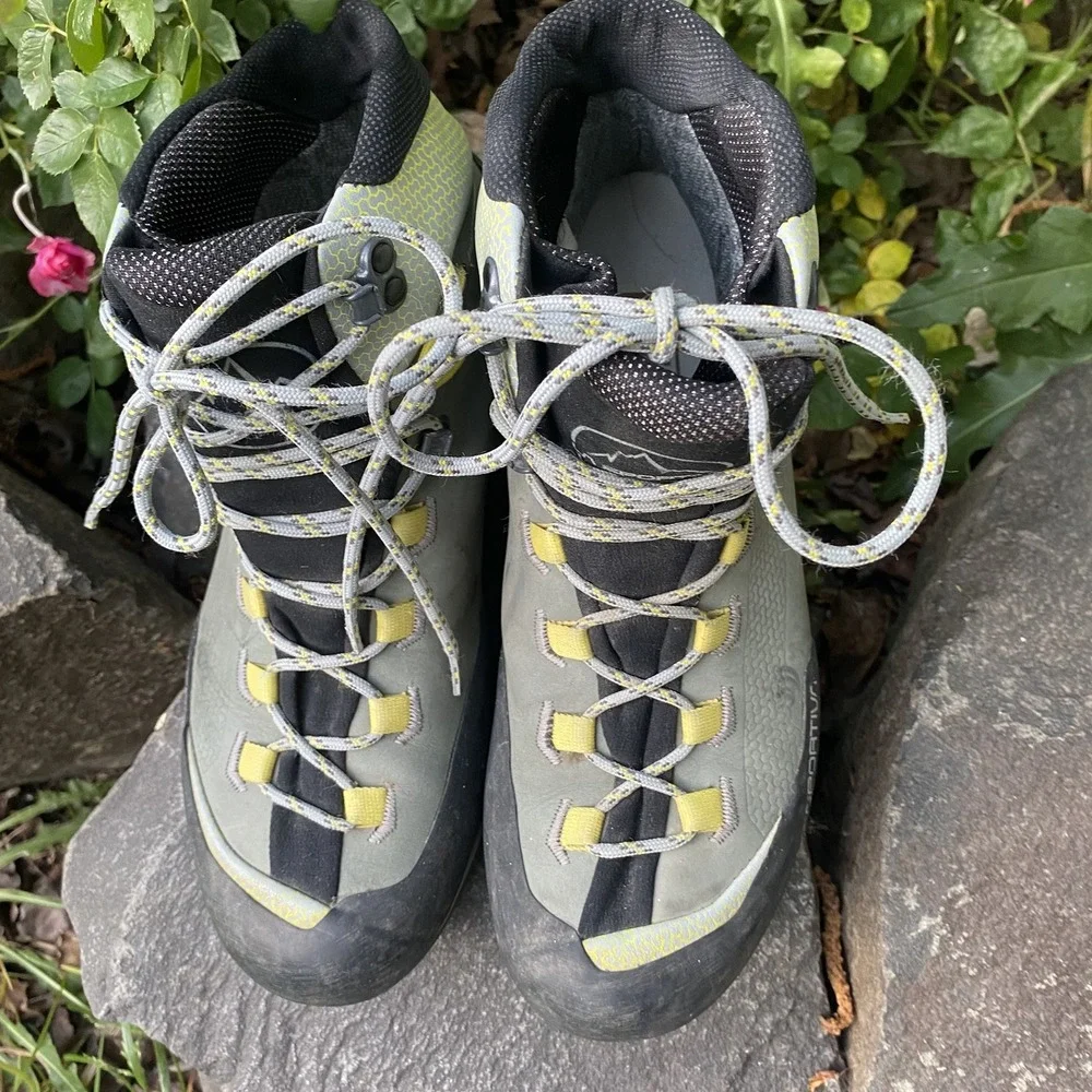La Sportiva Trango Tech GTX Mountaineering Hiking Boots M9 / W10